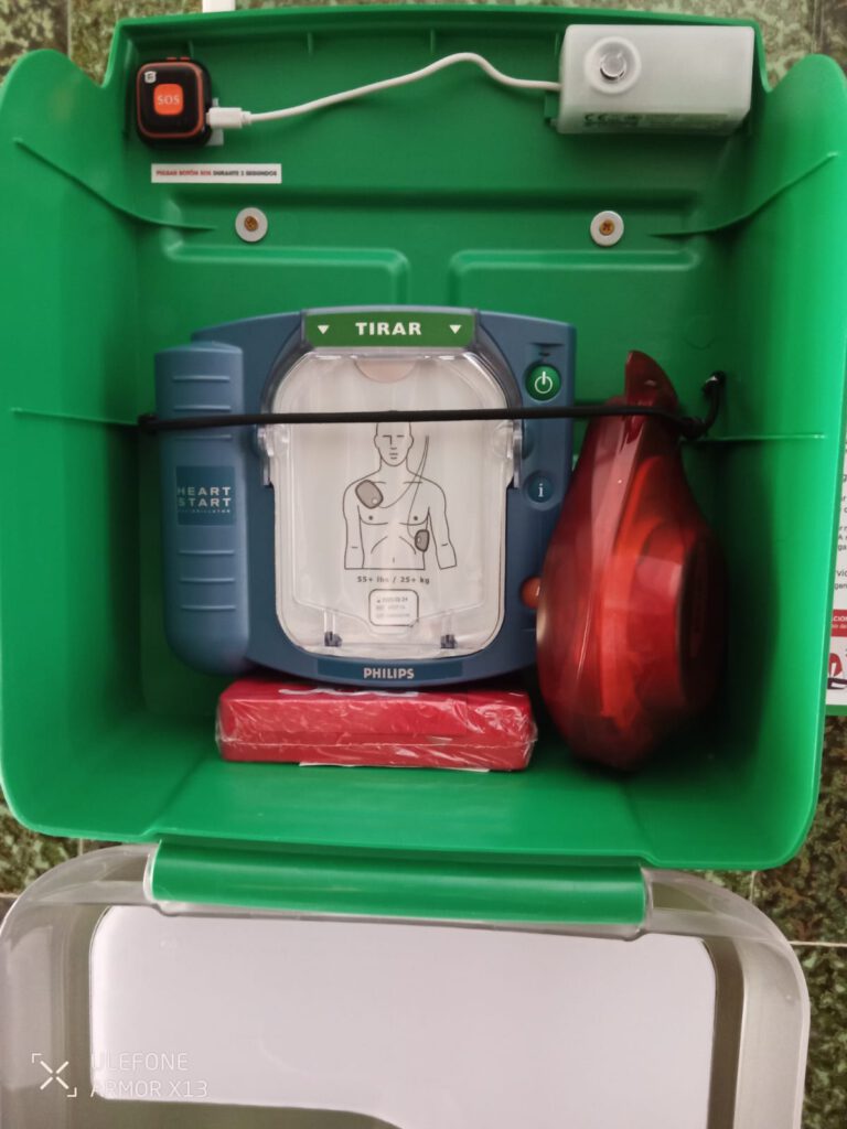 desfibrilador portatil precio