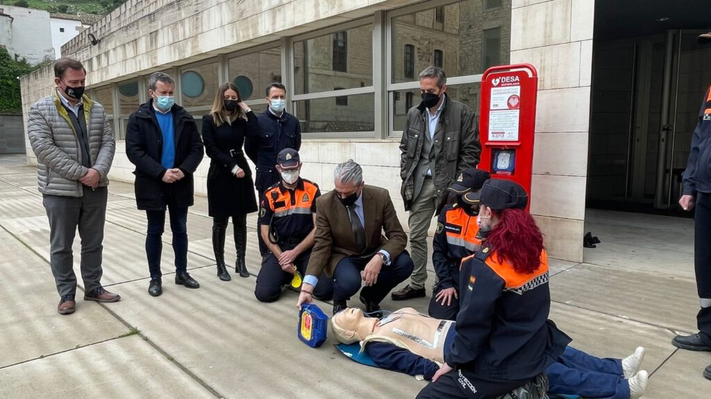 instalación de desfibriladores públicos