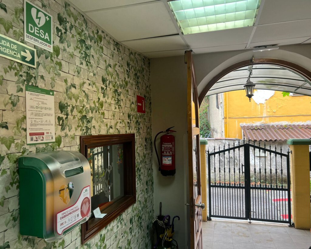comunidades de vecinos con desfibrilador