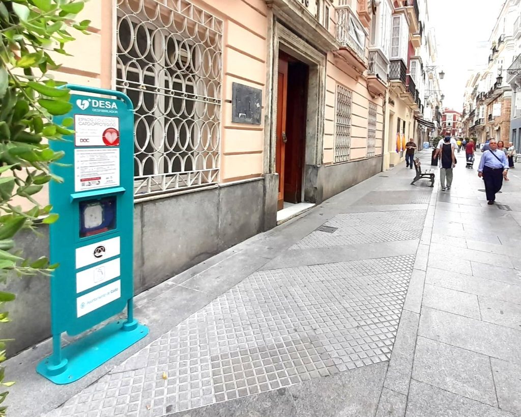 DESFIBRILADOR CADIZ