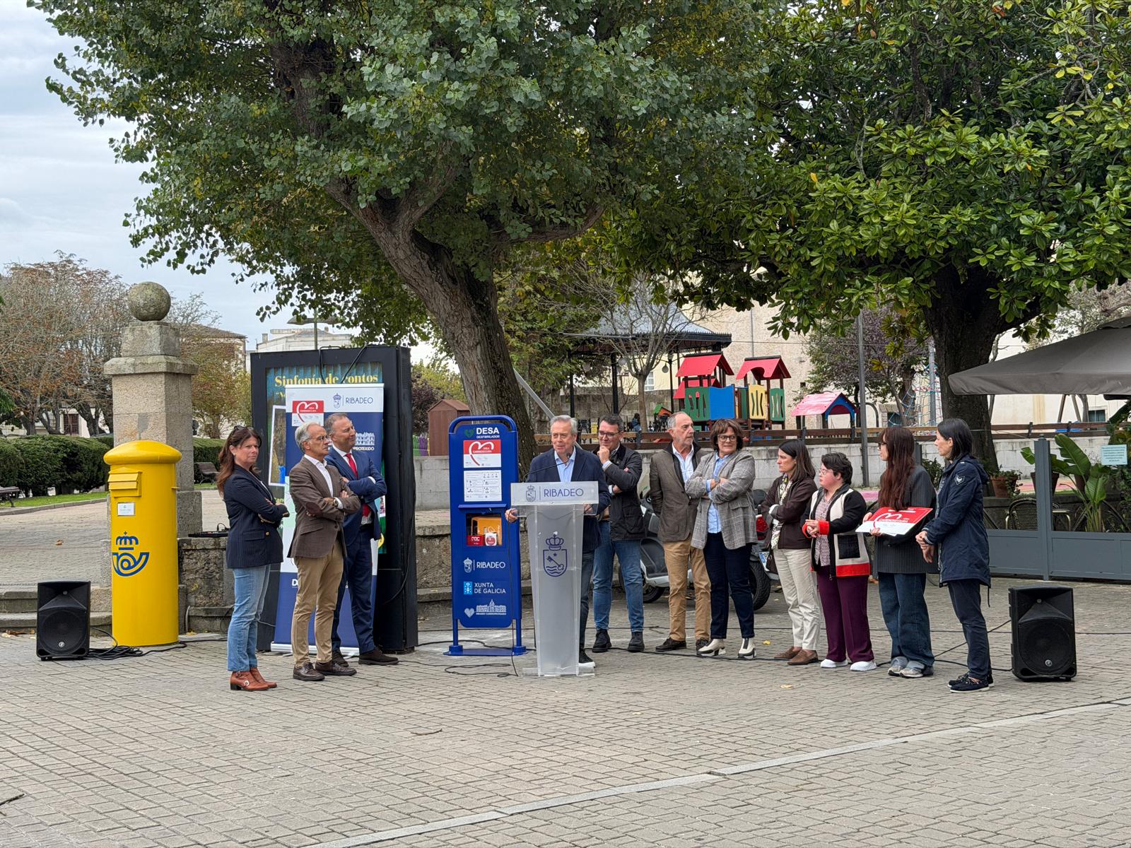 Tótem con desfibrilador en Ribadeo